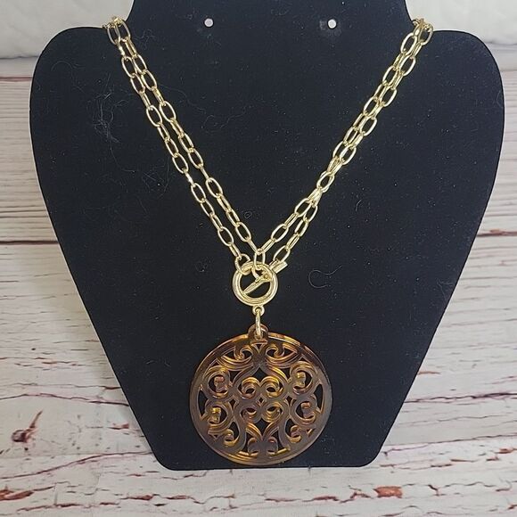 zenzii Jewelry - Zenzii Goldtone Chain Necklace with a Tortoise Print Medallion